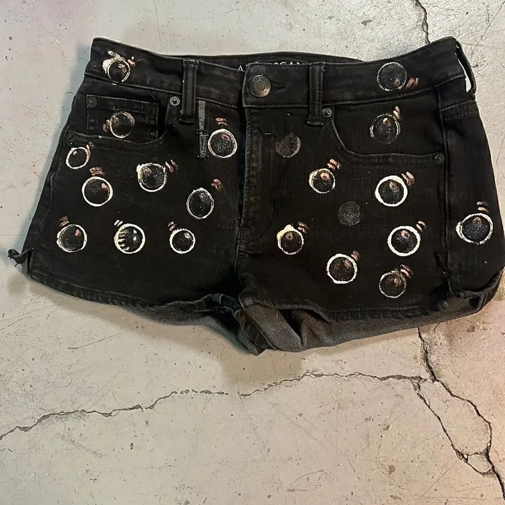 Size 2 Custom Spring Bubbles Black American Eagle Denim Highwaisted Shor…